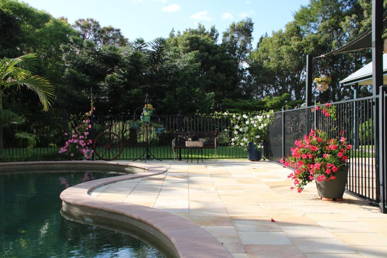 Salamander Bay Bed And Breakfast ภายนอก รูปภาพ